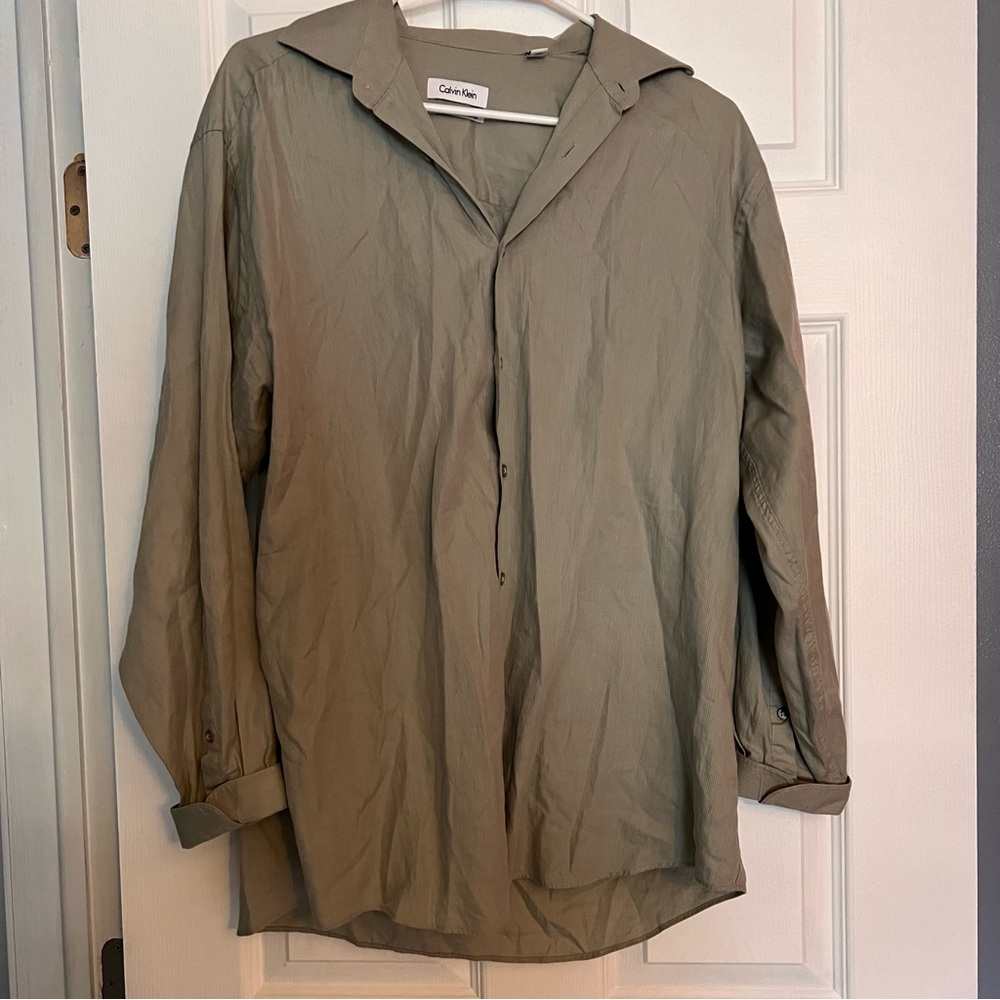 Calvin Klein Men's‎ Button Down Dress Shirt